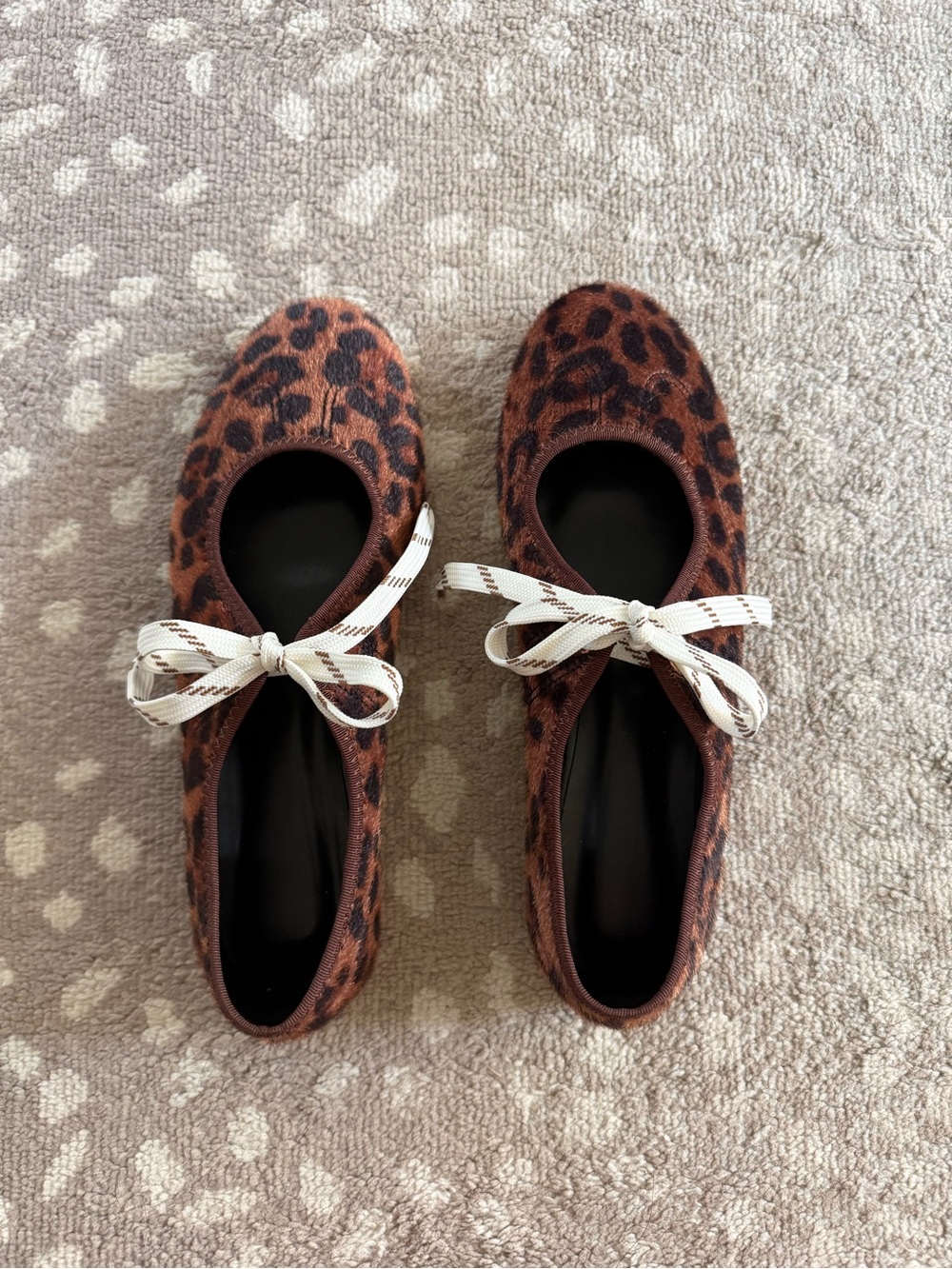 Leopard-Print Ballet Flats with Contrast Bow